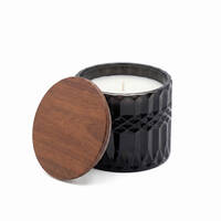 bougie-en-verre-avec-couvercle-en-bois-d-acacia-4