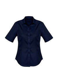 chemise-manches-courtes-infroissable-et-antitaches-1