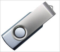 cle-usb-plastique-et-pivot-en-metal-7
