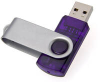 cle-usb-plastique-translucide-et-pivot-en-metal-1