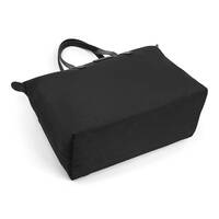 sac-fourre-tout-fait-de-bouteilles-recycles-2