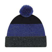 tuque-a-rebord-avec-pompon-3