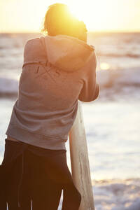 veste-a-capuchon-avec-doublure-polaire-1